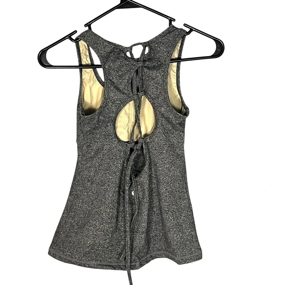 Lululemon Women's Gray Tie Back Workout‎ Tank Top Small